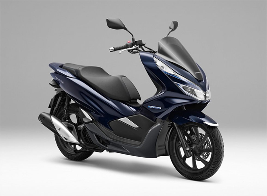 Honda-scooter-PCX-HYBRID-02