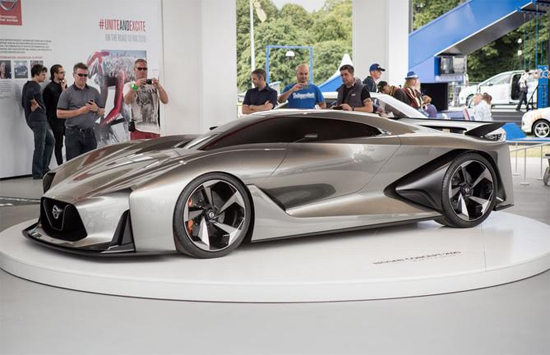 El vehículo concepto Nissan Concept 2020 Vision Gran Turismo, protagonizó el show en la pasada edición del Festival de la Velocidad de Goodwood.